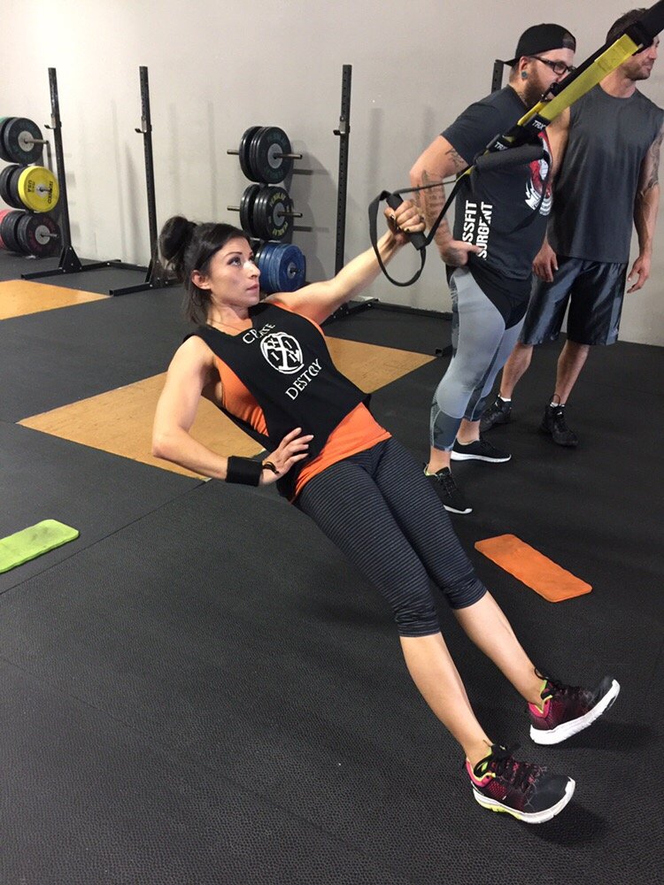 Debbie V Fitness Logo