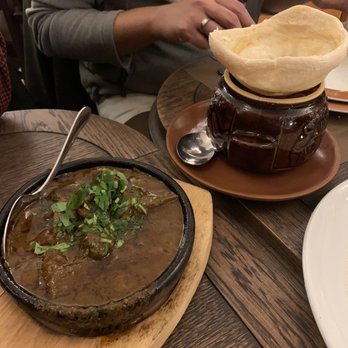 Genazvale - Georgian Near Me - Berlin, BE