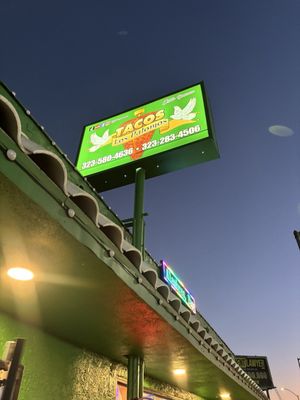 Tacos Los Palomos by null