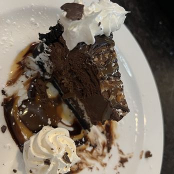 Sage & Barrel Craft Eatery - Chocolate turtle mouse cake mmmmm - Seafood Near Me - Queen Creek, Arizona Sage & Barrel Craft Eatery - Chocolate turtle mouse cake mmmmm - Seafood Near Me - Queen Creek, Arizona