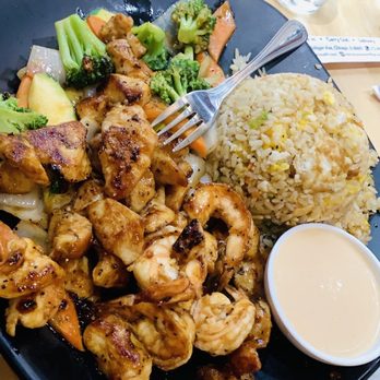 Sumi Sushi - Chicken Hibachi and Shrimp - Japanese Near Me - Chicago, Illinois Sumi Sushi - Chicken Hibachi and Shrimp - Japanese Near Me - Chicago, Illinois