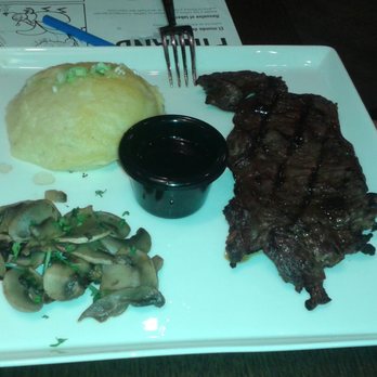 Fridays Puerto Banús - American Near Me - Marbella, Massachusetts Fridays Puerto Banús - American Near Me - Marbella, Massachusetts