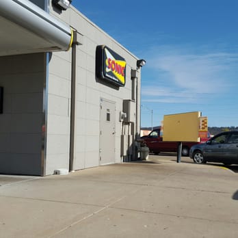 Sonic Drive-In - Fast Food Near Me - Festus, Missouri