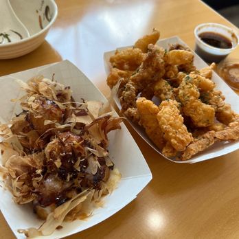 Sakura Hawaii BBQ & Ramen - 6 Takoyaki, Fried Calamari - Hawaiian Near Me - Columbus, Ohio Sakura Hawaii BBQ & Ramen - 6 Takoyaki, Fried Calamari - Hawaiian Near Me - Columbus, Ohio