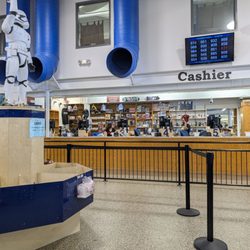 Cashiers