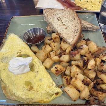 First Watch - Chile chorizo omelette - Breakfast & Brunch Near Me - Surprise, Arizona First Watch - Chile chorizo omelette - Breakfast & Brunch Near Me - Surprise, Arizona