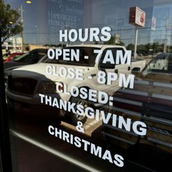 Red Truck Cafe - Hours and signage