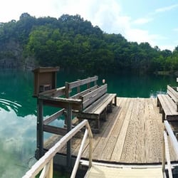 Loch Low-Minn - We are a scuba diving resort in Athens, TN that is based around a crystal clear, ten acre quarry lake.