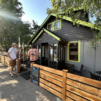 The Cottonwood Cafe - Right at 8 am - Cafes Near Me - Sisters, Oregon The Cottonwood Cafe - Right at 8 am - Cafes Near Me - Sisters, Oregon