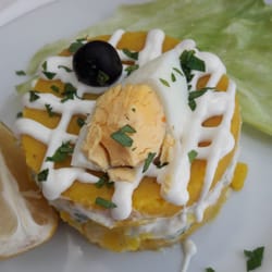 Nuevo Apolo - Causa Limeña, ideal en estos días de calor, y en los de frio tambien