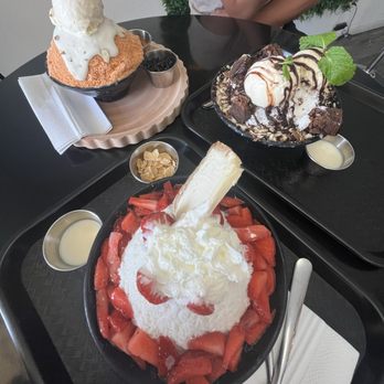 Bru Tea Cafe - Thai Tea Kakigori, Strawberry Cheesecake Bingsoo, Chocolate Bingsoo - Bubble Tea Near Me - Elk Grove, California Bru Tea Cafe - Thai Tea Kakigori, Strawberry Cheesecake Bingsoo, Chocolate Bingsoo - Bubble Tea Near Me - Elk Grove, California