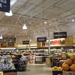 Martin's Food Market - Large produce area