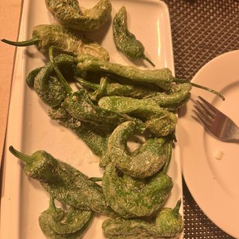Villa Caprice - Padrone Peppers - Pizza Near Me - Barcelona, B