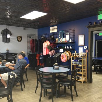 Cops & Doughnuts - Central Precinct - Pure novelty!! No quality in these donuts! - Donuts Near Me - Mount Pleasant, Michigan