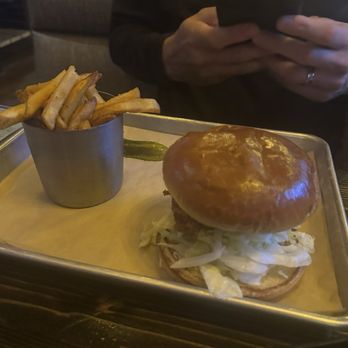 OHSO Distillery - Southern Fried Chicken Sandwich - New American Near Me - Scottsdale, Arizona