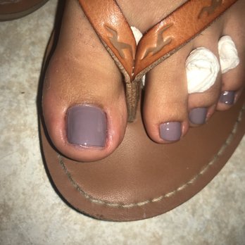 Le's Nails & Waxing - Too much skin was removed from my big toe & made it bleed a little - Nail Salons Near Me - Phoenix, Arizona