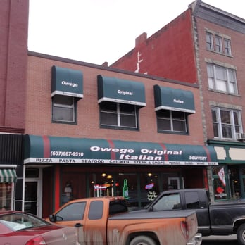 Owego Originals - cars parked in front of a restaurant - Pizza Near Me - Owego, New York Owego Originals - cars parked in front of a restaurant - Pizza Near Me - Owego, New York