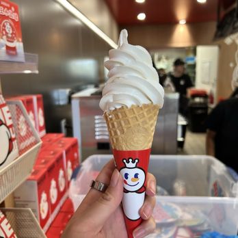 Mixue - Vanilla ice cream - Ice Cream & Frozen Yogurt Near Me - Sunnyvale, California