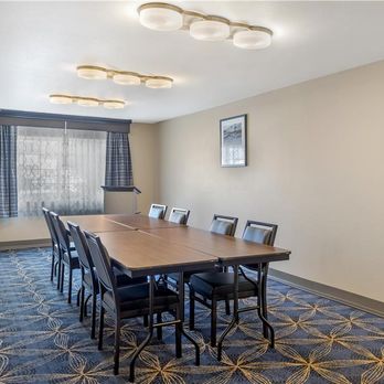 Best Western Plus Aberdeen - Meeting Room - Hotels Near Me - Aberdeen, Washington Best Western Plus Aberdeen - Meeting Room - Hotels Near Me - Aberdeen, Washington