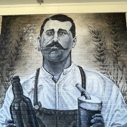 Papa Milano Mural