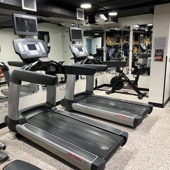 Hotel Rendale - Fitness Room - Hotels Near Me - Washington, DC, District of Columbia Hotel Rendale - Fitness Room - Hotels Near Me - Washington, DC, District of Columbia