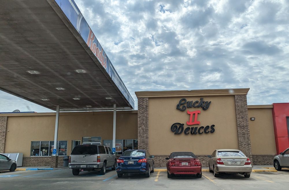 ROADY’S LUCKY DEUCES TRAVEL PLAZA Updated October 2024 13 Photos