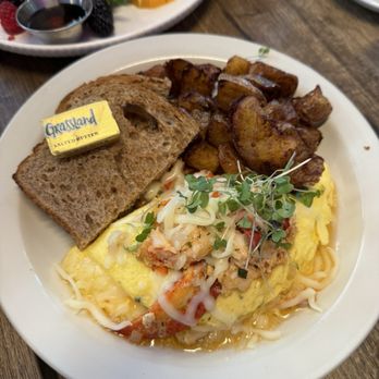 Peacock Pansy - Butter Herb Lobster Omelette - Breakfast & Brunch Near Me - San Francisco, California Peacock Pansy - Butter Herb Lobster Omelette - Breakfast & Brunch Near Me - San Francisco, California