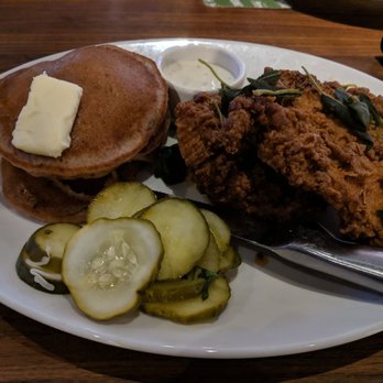 Yard House - Nashville hot chicken - New American Near Me - Sacramento, California