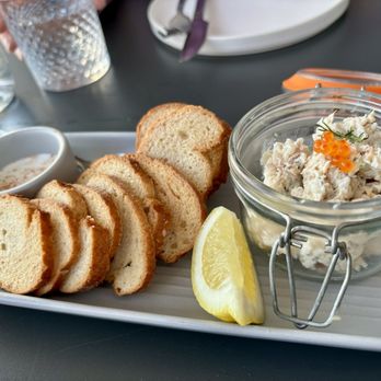 Saltbreaker - Trout - Cocktail Bars Near Me - Alameda, California