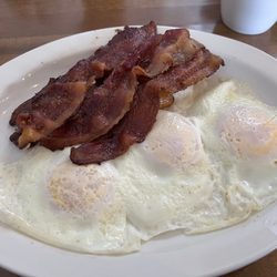 Coast & Country Diner - Country Breakfast