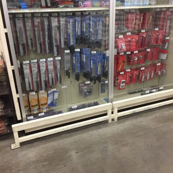 US Foods CHEF'STORE - Knives & thermometer section - Grocery Near Me - Medford, Oregon