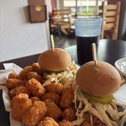 Hot Mama's Wings - Chicken sliders and tater tots