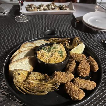 Vintage Public House - Artichokes 3 Ways and Berry Crostinis - New American Near Me - Redding, California