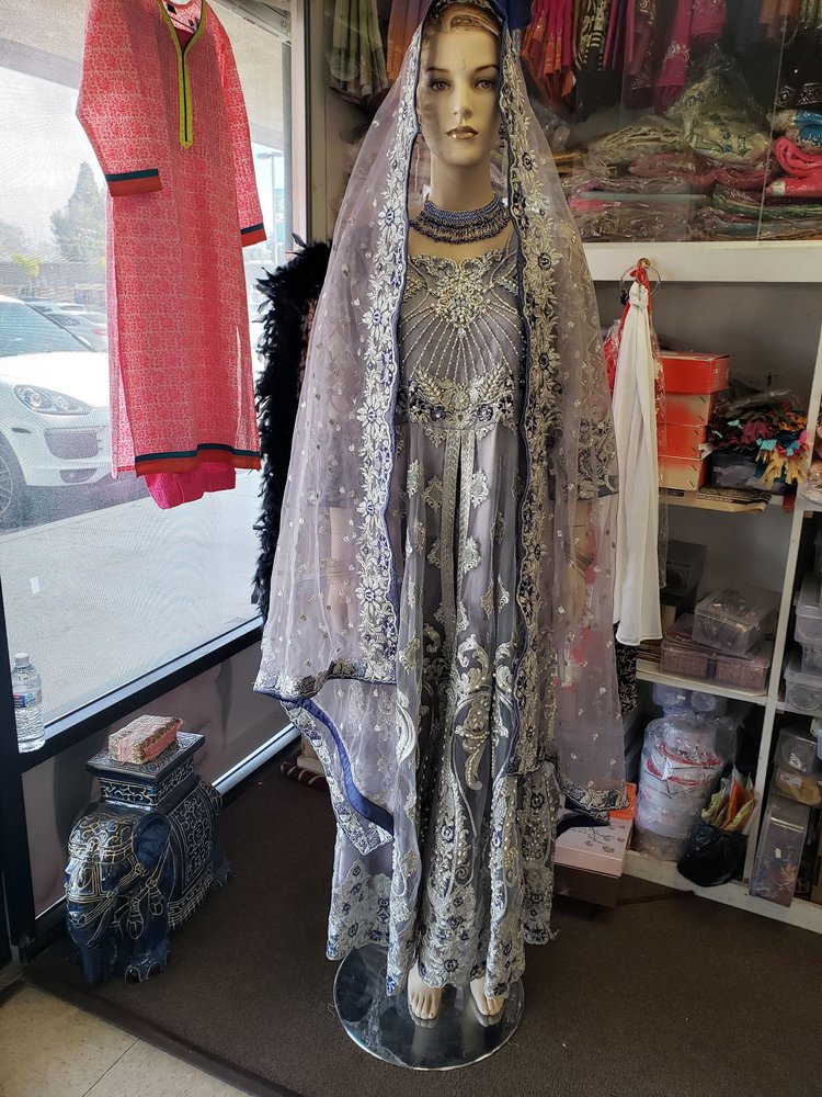RUHANA BOUTIQUE Updated September 2024 3081 W Ashlan Ave, Fresno