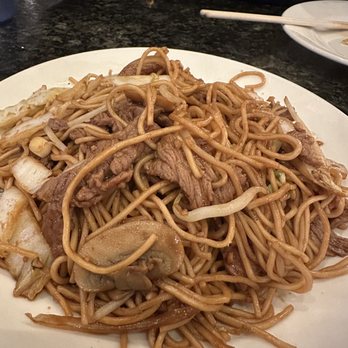 Dumpling Inn - Lo Mein with beef. Surprised how bomb these were! - Chinese Near Me - San Diego, California