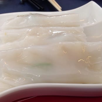 美心・翠園 - Steamed Rice Rolls with Lobster Ball and Vegetables $62 HK - Cantonese Near Me - Hong Kong, HK 美心・翠園 - Steamed Rice Rolls with Lobster Ball and Vegetables $62 HK - Cantonese Near Me - Hong Kong, HK
