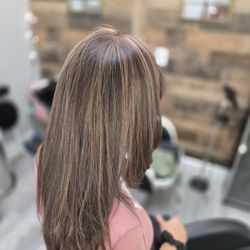 Me Dee Salon - Highlight