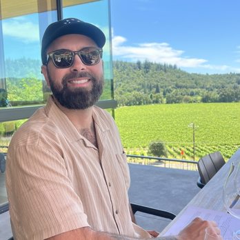 Auteur Russian River - Wine Tasting Room Near Me - Healdsburg, California