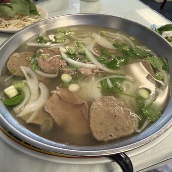Vietnam Kitchen - Pho - Vietnamese Near Me - Louisville, Kentucky