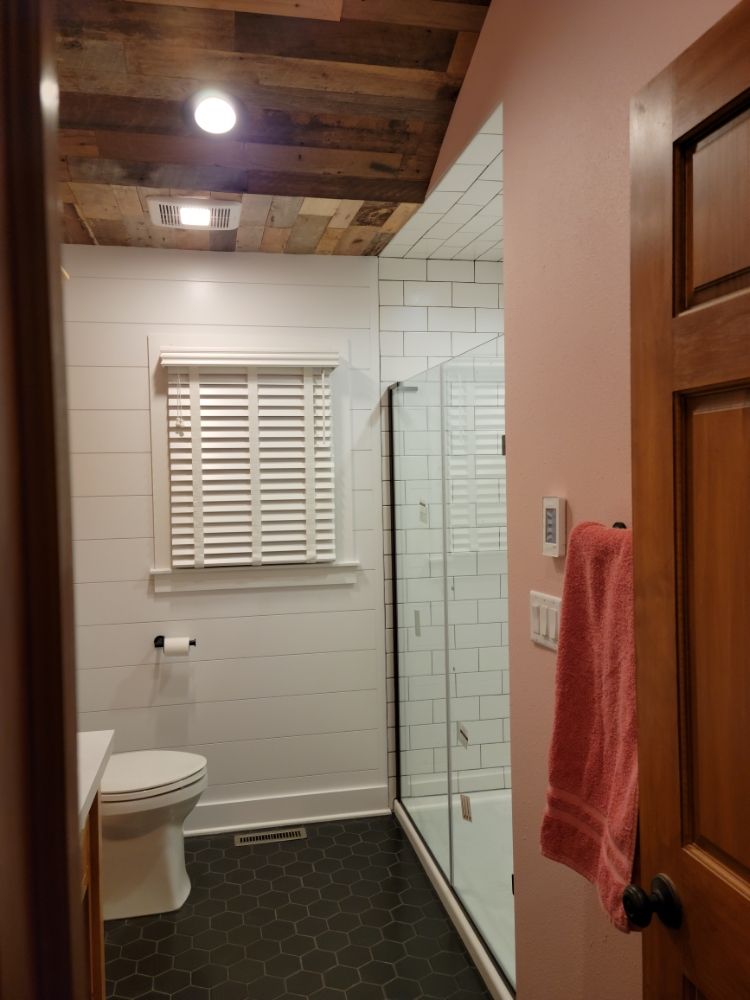 Slide of Hub's Workshop