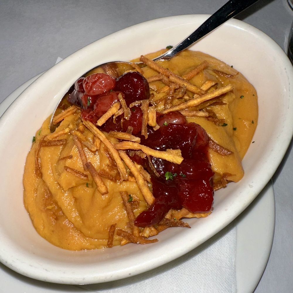 Whipped sweet potatoes with cranberry relish Whipped sweet potatoes with cranberry relish