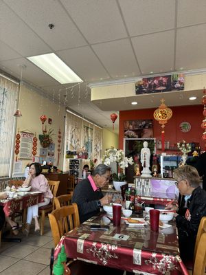 Photo of Bodhi Bowl Vegetarian Restaurant - Sacramento, CA, US. Interior