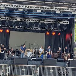 The Row Reno - Great local musician
