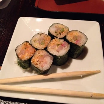 Sushi 101 - My chopsticks were bigger than this roll. - Sushi Bars Near Me - North Hollywood, California