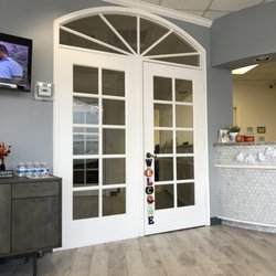 True Smiles Dental - Patient entry door