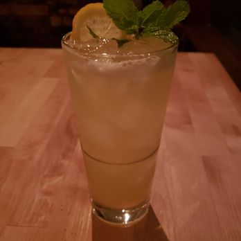 Bevy - Cocktail Bars Near Me - Honolulu, Hawaii Bevy - Cocktail Bars Near Me - Honolulu, Hawaii
