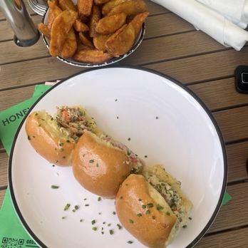 Honeymoon Chicken - Summer lobster rolls & potato wedges - Chicken Shop Near Me - Washington, DC, District of Columbia