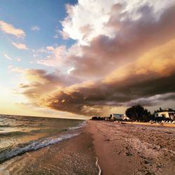 Manasota Key Resort - The shore stretches on for miles and the sunsets are incredible