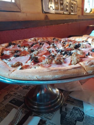 Gay Nineties Pizza Co by null