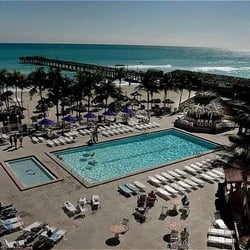 Newport Beachside Hotel and Resort